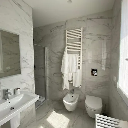 Hotel apartamentowy Gli Scogli Luxury 5*
