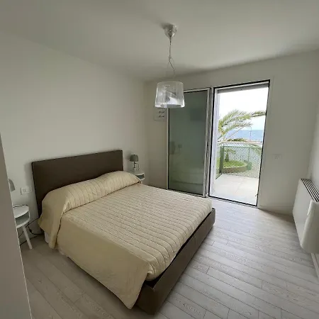Gli Scogli Luxury Apartahotel 5*