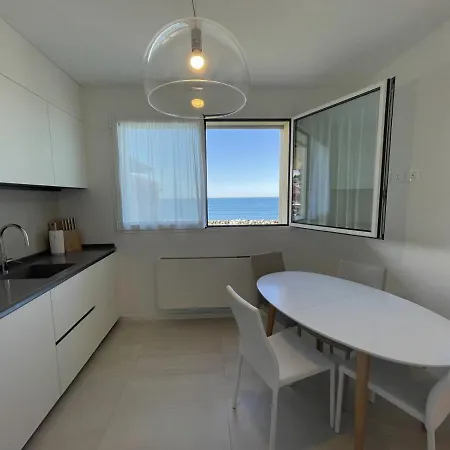 Gli Scogli Luxury מלון דירות קיאברי