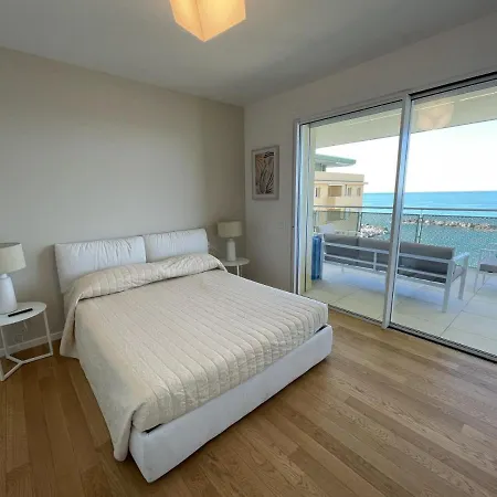 Gli Scogli Luxury Hotel apartamentowy