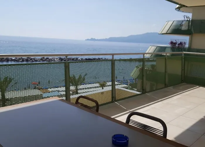 Lejlighedshotel Gli Scogli Luxury