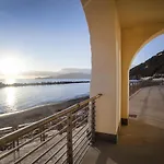 Gli Scogli Luxury Apartahotel 5*