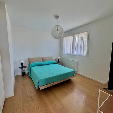 Ξενοδοχείο με διαμερίσματα Gli Scogli Luxury 5*