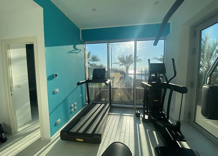 Gli Scogli Luxury 公寓式酒店 基亚瓦里