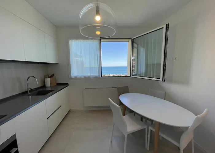 Gli Scogli Luxury 公寓式酒店 基亚瓦里