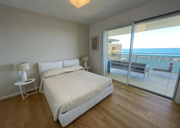 Gli Scogli Luxury 公寓式酒店